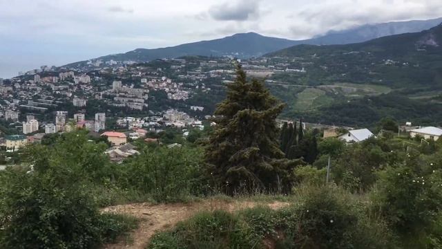 Продажа участка с панорамным видом в Ялте!