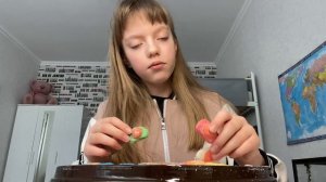 Делаю обзор на кислые мармеладки!!✨ (Или просто ем)