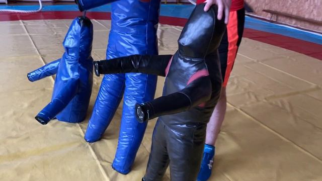 Манекен борцовский для борьбы 2 ноги и ,,половинка,, Sparta смотреть онлайн