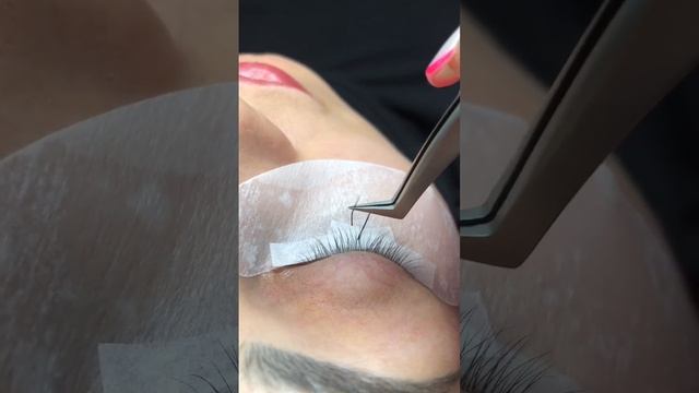 У вас был когда нибудь ожог после наращивания? ? #shorts смотреть онлайн