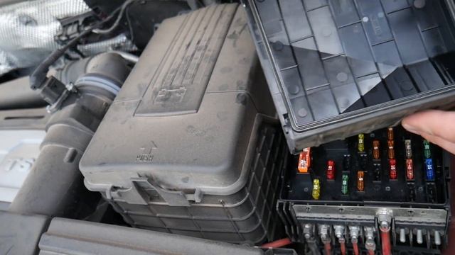 VW TIGUAN PHONE BLUETOOTH CONTROL MODULE FUSE LOCATION REPLACEMENT | BLUETOOTH NOT WORKING смотреть онлайн