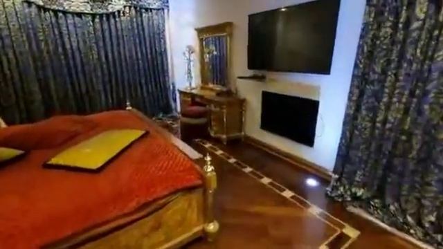 Продается квартира итальянского дизайнера в центре города Баку. 380000$