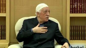 Исламский проповедник Ф. Гюлен, которого власти Ту...осит власти США не экстрадировать его на родину