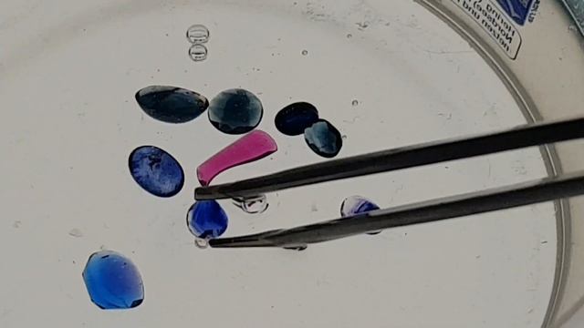 How to tell if Sapphire is Real or Fake ? DIY Tutorial ? Easy Gem Test ? смотреть онлайн
