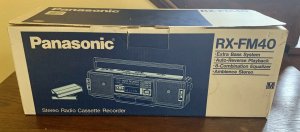 Panasonic RX-FM40 Radio Cassette-dsgecr 1987 года.
