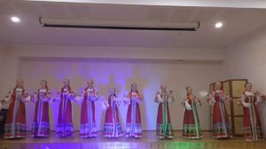 Ансамбль "Узорица" "Посылала меня мать за водою"