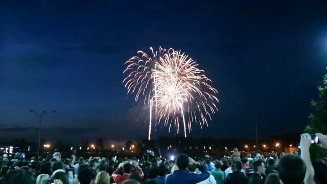 Фейрверк на день города Лесосибирск 27.06.2015 часть 1 (40 лет Лесосибирску) смотреть онлайн