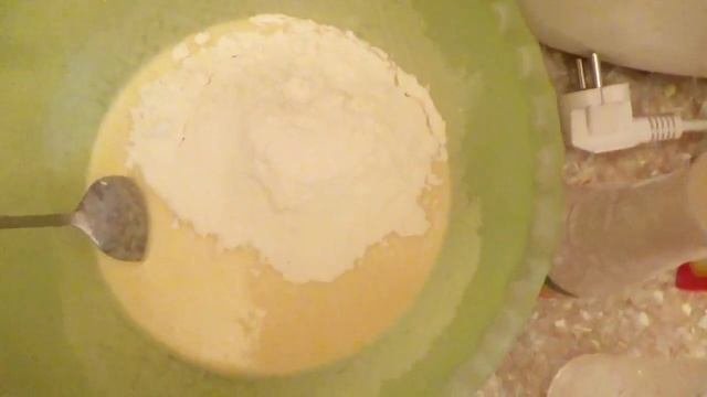 Вкусный пирог за 20 минут с шоколадной глазурью и изюмом:домашний Vlog.