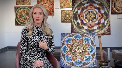 КАК СТАТЬ СЧАСТЛИВОЙ ЖЕНЩИНОЙ #еленакарлова #женскаяэнергия #женщина #женскиепрактики #мандала