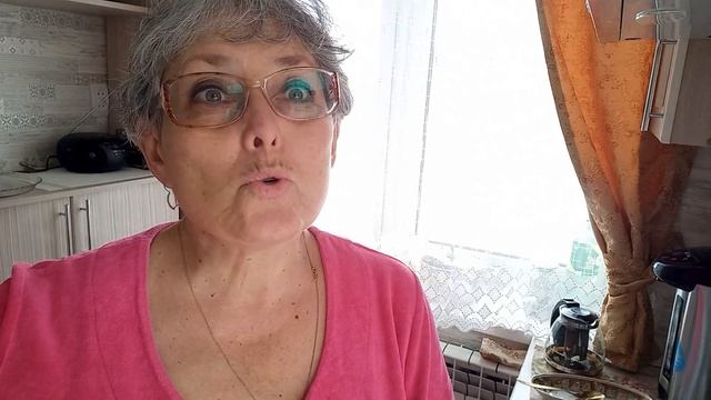 15 февраля 2023 г. Варю вкусный гороховый супчик под свое музыкальное сопровождение?