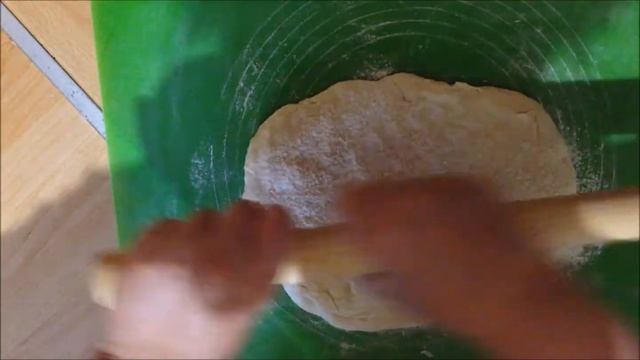 пирог из квашеной капусты с грибами смотреть онлайн