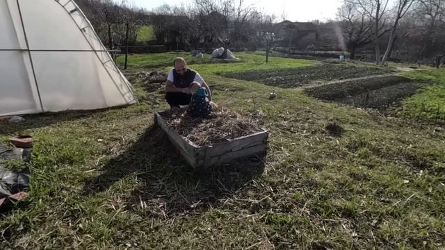 ЛОРА и ХАЛИЛ: Нашата ПРОЛЕТНА селска ИДИЛИЯ ☼ Имение ХАЛО ☼