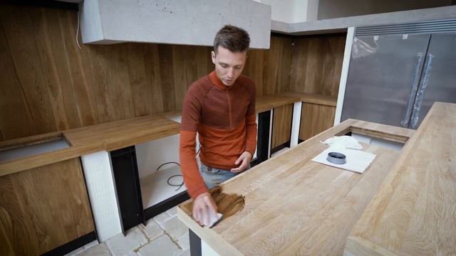 Деревянная столешница на кухне и пропитка льняным маслом смотреть онлайн