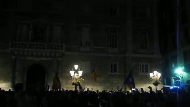 Каталония поёт! Очень красивая песня! смотреть онлайн