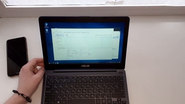ASUS E203MA. Обзор микро ноутбука. смотреть онлайн