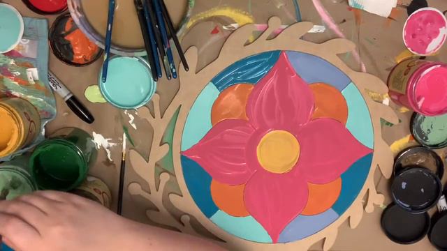 Hibiscus Flower Stain Glass In Wreath, Unfinished Shape, Paint by Line (s6a18) смотреть онлайн