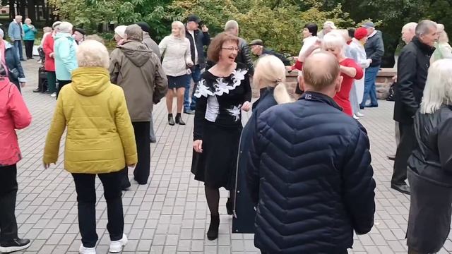 Только ТЫ и Я-....на танцполе..mp4
