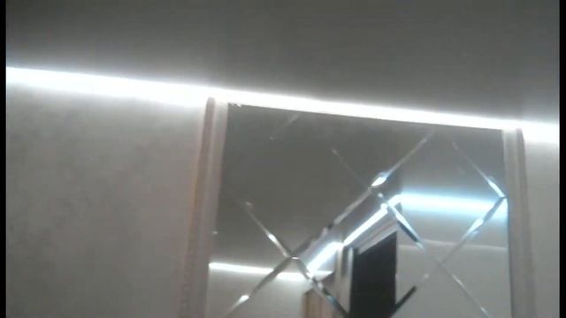 Натяжные потолки в Стерлитамаке от Арт Дизайн.Парящий со световыми линиями.
