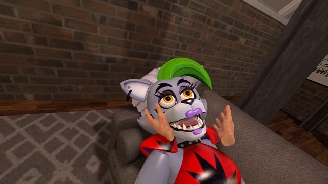 Tickling Roxy - VR смотреть онлайн