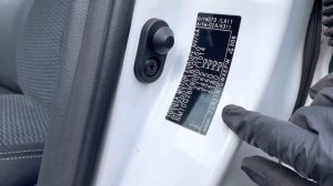 Toyota Verso 2014 colour code paint code location