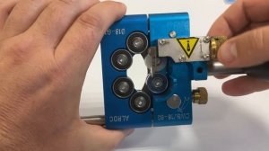 Инструмент для снятия полупроводящего слоя (без комментариев)