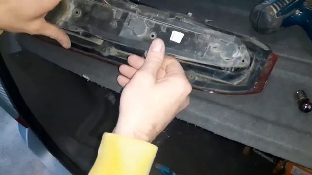 Cambiar Lamparas Traseras - Chevrolet Meriva смотреть онлайн