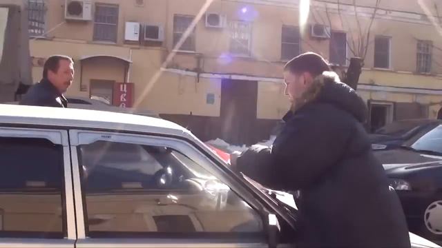 анти стоп хам...не ведитесь на их провокации пишите на них за порчу имущества и хулиганство смотреть онлайн