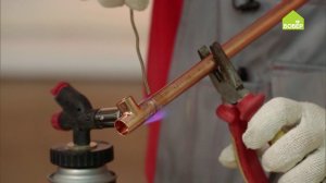 САНТЕХНИКА. Как обрезать и спаять медные трубы для водопровода. Обрезка и пайка медных труб для воды