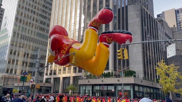 2021 День Благодарения в Нью-Йорке. Мэсис парад. Macy's Parade, Thanksgiving day