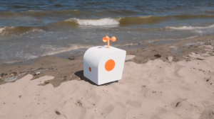 Робот, который пишет стихи на песке