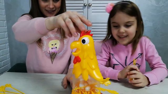 Челлендж Не урони яйцо 🥚 Настольная игра Выдерни перо из курицы 🐔