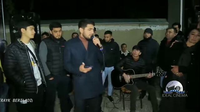 жололидин Ахмадалиев  Тойда она таронаси Билан
