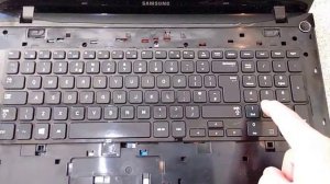 Dismantling a Samsung Laptop NP350E7C