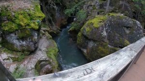 Hiking Montana Glacier National Park