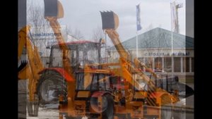 Экскаватор-погрузчик АМКОДОР 702ЕМ-03