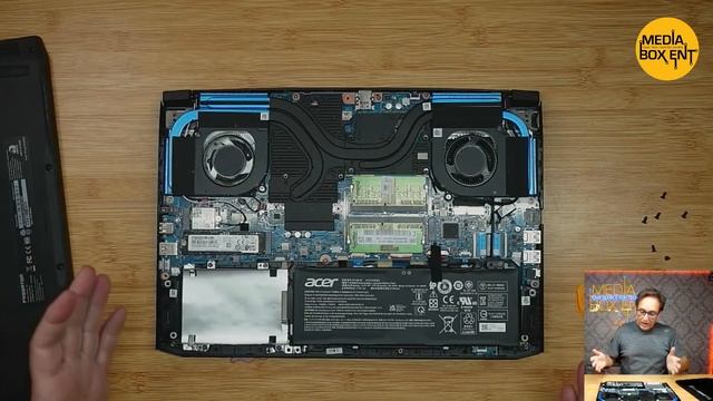 Acer Predator Helios 300 - How to install a second NVMe SD M.2 drive