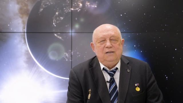 Развитие технологии солнечных батарей для космических аппаратов — Олег Пчеляков