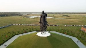 Памятник русскому солдату (стихи Георгий)