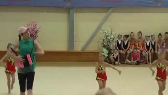 Гимнастика- Мефодьева Ева июнь 2013 "Антошка" смотреть онлайн