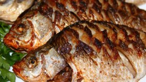 Как пожарить вкучного карася. 4 способа.