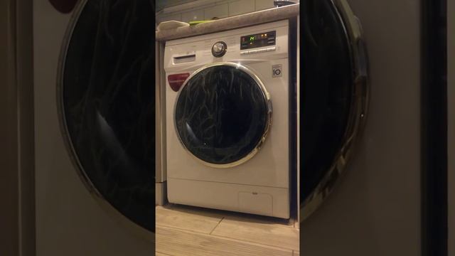 Шум помпы стиральной машины LG FH296WDS смотреть онлайн