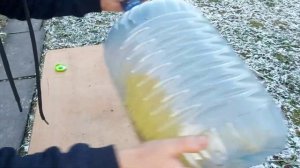 Как быстро отмыть бутылку из под кулера внутри от застоявшегося осадка