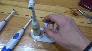 Электрическая зубная щетка Всем рекомендую