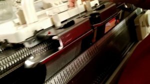 Продана. Электронная двухфонтурная вязальная машина Silver Reed SK840/SRP60N, 5 класс