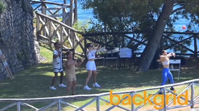 Jennifer Lopez performs a series of dance and exercise routines смотреть онлайн