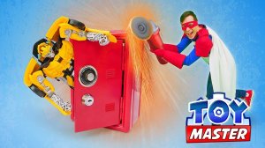 Игры битвы - Автобот Бамблби в ловушке Десептиконов! – Роботы Трансформеры в видео шоу Той Мастер