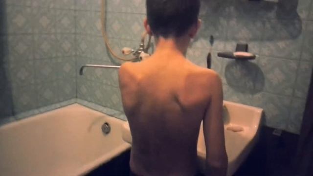 Взгяд из-за спины смотреть онлайн