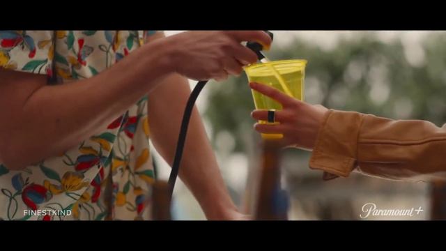 Крупный улов Трейлер