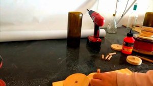 Обрезаю стеклянную бутылку и делаю полезную вещь