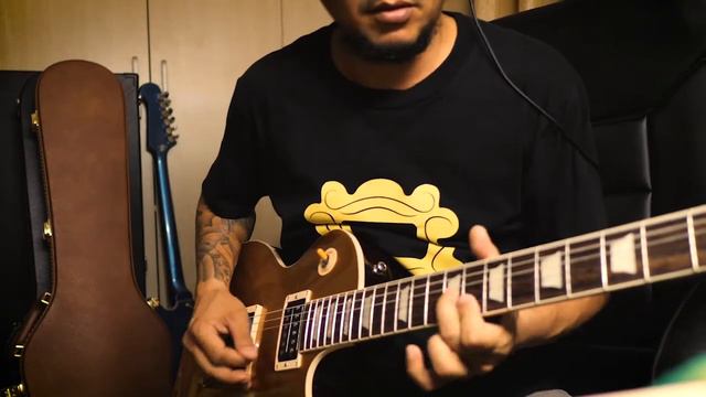Paradise City - Guns n Roses with my Gibson Les Paul Victoria Goldtop смотреть онлайн